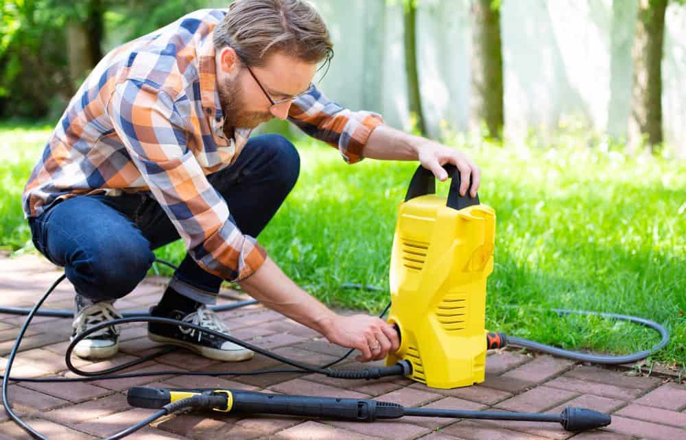 Electric vs battery operated pressure washers