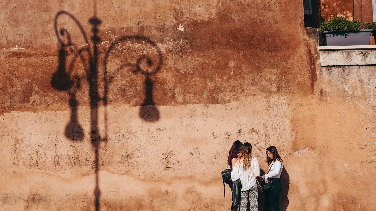 Compact And Fashionable Wall Mounted Shoe Rack