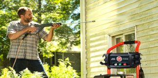 How to Pressure Wash Aluminum Siding Like a Pro